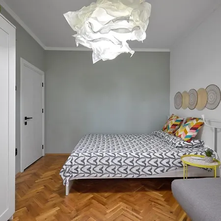 Lazur 2bd Flat Next To The Sea Garden By Flat Mаnаger Apartment