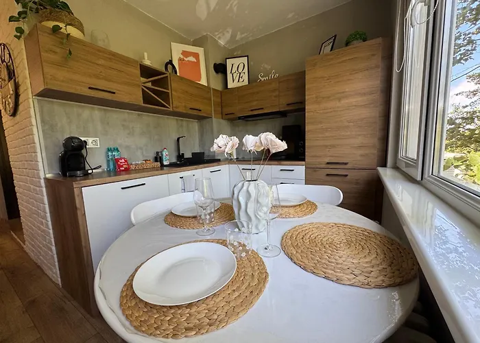 アパート Lazur First Line *