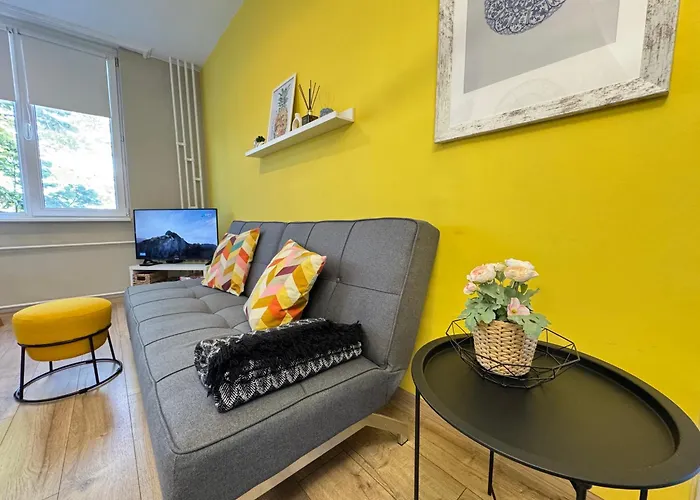 דירה Lazur First Line *