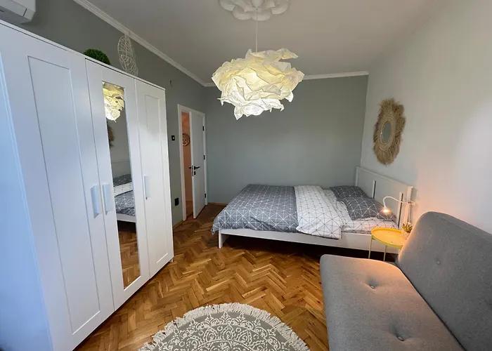 Lazur First Line * בורגאס